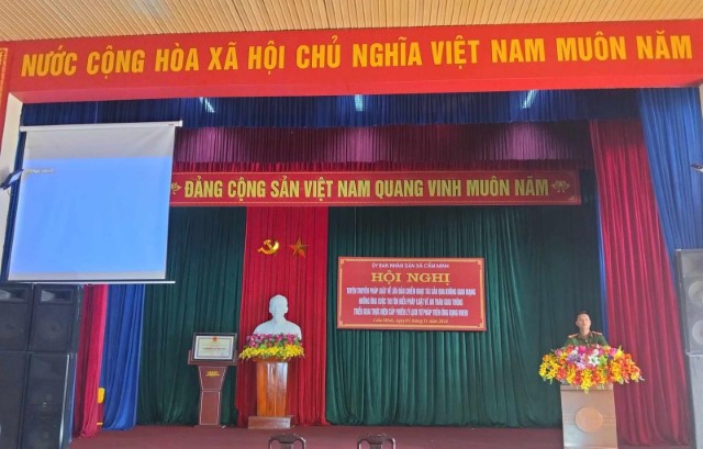 CẨM MINH TỔ CHỨC THÀNH CÔNG HỘI NGHỊ TUYÊN TRUYỀN PHÁP LUẬT VỀ LỪA ĐẢO CHIẾM ĐOẠT TÀI SẢN QUA KHÔNG GIAN MẠNG. HƯỞNG...